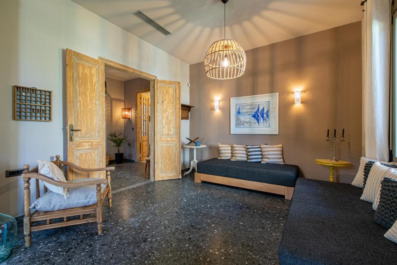 Casa Di Batsi Chrissi Akti Chania Exterior foto